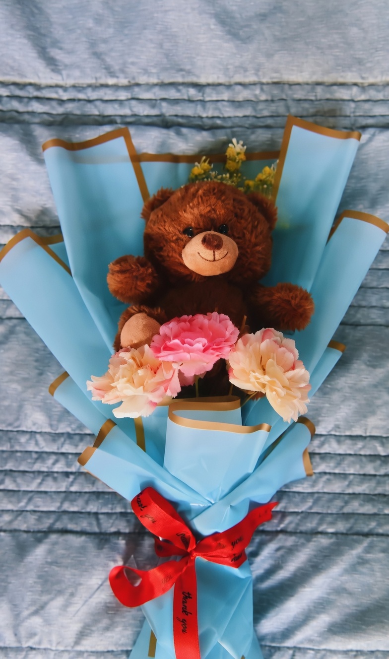 Adorable teddy bear bouquet with soft plush toys